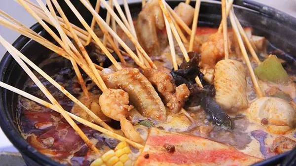 經(jīng)營(yíng)串串香加盟店，店主具備的素質(zhì)