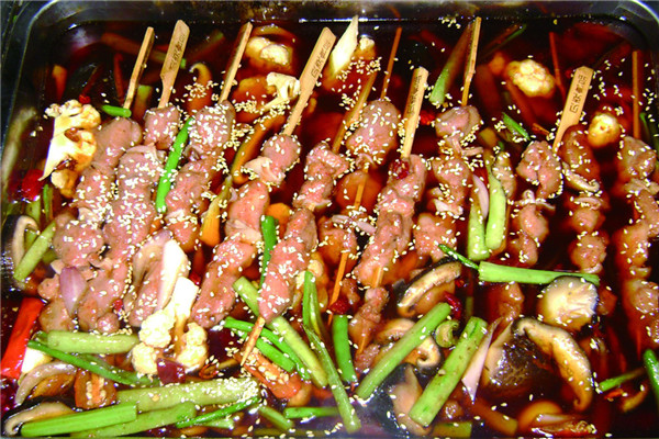 串串香加盟費(fèi)貴嗎